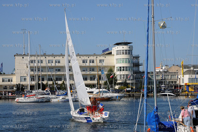 Przystan Jachtowa Marina Gdynia. IV Targi Sportow Wodnych...