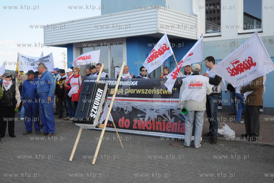 W Przedsiebiorstwie Polowow i Uslug Rybackich Szkuner...