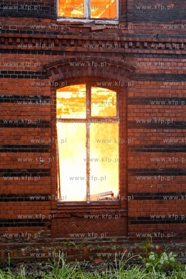 Pozar zabytkowego mlyna w Starogardzie Gdanskim. 26.05.2013...