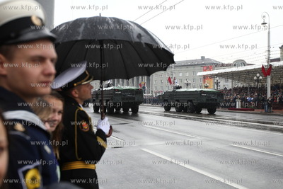 Kaliningrad , Rosja 09.05.2014 Parada na Placu Zwyciestwa...