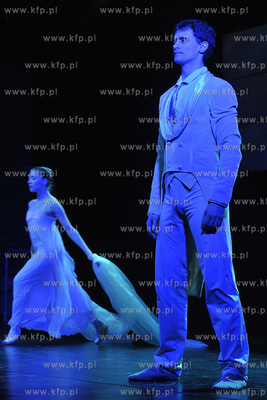 Centrum Swietego Jana Gdansk. Metropolia jest OK. Teatr...