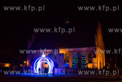 Iluminacje świąteczne w Pelplinie. 13.12.2017 fot....