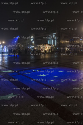 Sopot. Iluminacje świetlne na Placu Przyjaciół Sopotu.
21.12.2018
fot....