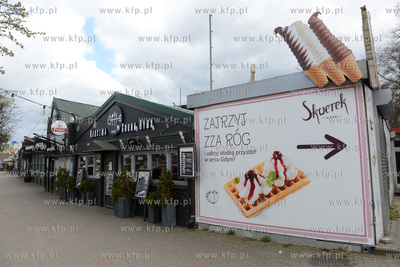 Gdynia w czasie epidemii koronawirusa COVID-19. Zamkniete...