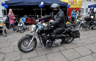 Festyn Poznajmy się na Siedlcach  na pozegnanie lata...