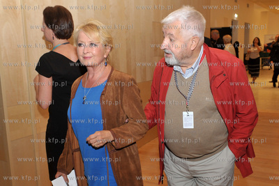 Otwarcie Teatru Szekspirowskiego w Gdansku. Wsrod gosci...