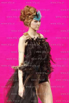 Gdansk. Gala Bursztynu i Mody Amberif 2011. Nz pokaz...