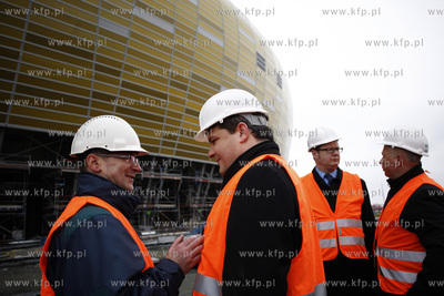 Gdansk. Budowa stadionu pilkarskiego PGE Arena. Nz...