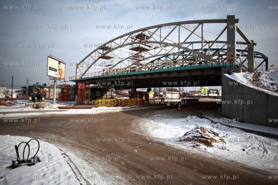 Gdansk. Budowa wiaduktu nad torami wzdłuż ul. Kościuszki,...