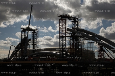 Montaz luku stanowiacego element nosny wiaduktu na...