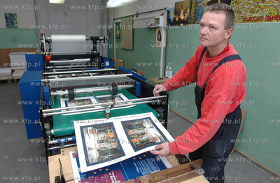 Licytacja majatku kurii gdanskiej. Licytowano foliarke...