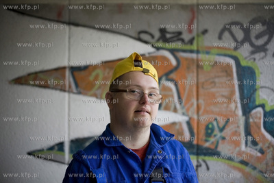 Festiwal Świat Mało Znany. Warsztaty muralu na gdańskim...