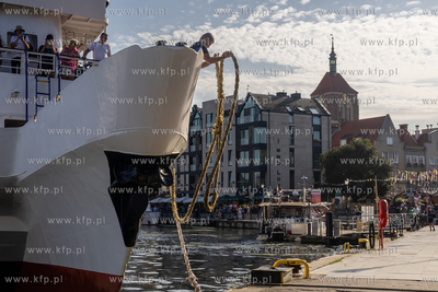 Gdańsk. Turyści nad Motławą. 13.08.2025 / fot....