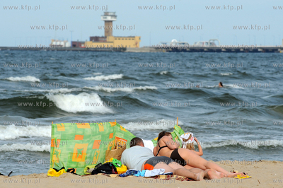 Gdansk, plaza miedzy Westerplatte a Portem Polnocnym...
