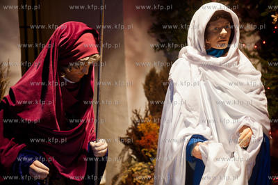 Gdansk. Tradycyjna szopka bozonarodzeniowa w Bazylice...