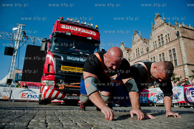 Gdansk. Targ Weglowy. Jarmark Dominikanski. Zawody...