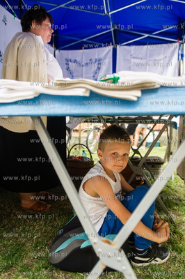 Gdansk. Plac przed siedziba Polskiego Zwiazku Wedkarskiego...