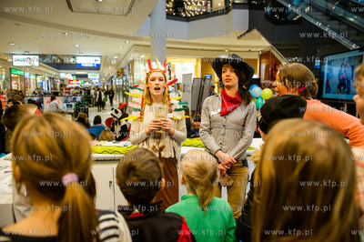 Gdansk. Galeria Baltycka. Uniwersalna Strefa Nauki...