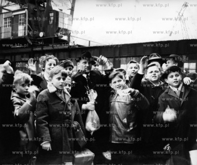 Zespol Poznanskich Slowikow z profesorem  Stefanem...