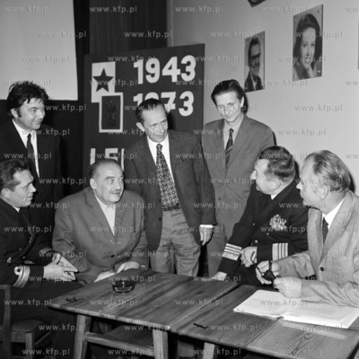 Spotkanie pracownikow Bibrotechny z kmdr. Ludwikiem...