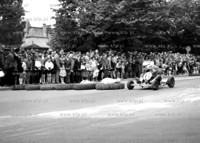 Wyścig gokartów w Sopocie. (lata60).
1958
0001813z
Fot....