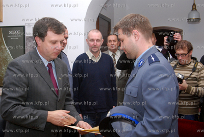 Prezydent miasta Sopotu  - Jacek Karnowski nagrodzil...