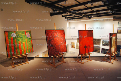 Muzeum Miasta Gdyni. IV Miedzynarodowe Biennale Malarstwa...