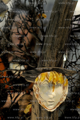 Amberif 2010. 17. Miedzynarodowe Targi Bursztynu, Bizuterii...