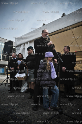 Wielka Sobota w Gdansku z tej okazji na Targu Weglowym...