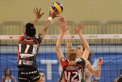 Hala 100-lecia w Sopocie. Wicemistrzynie Polski zespol...