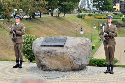 Udzial Prezydenta Rzeczypospolitej Polskiej Bronislawa...