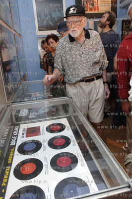 Krzywy Domek - Centrum Rezydent w Sopocie - pokaz filmu...