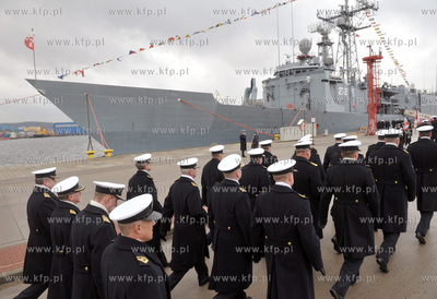 Port Wojenny w Gdyni Oksywie.Uroczystosc przekazania...