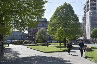 Gdańsk. Okolice ul. Wodopój. Skwer pomiędzy kanałem...
