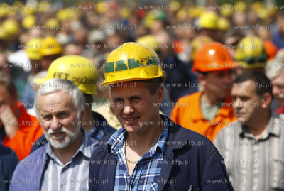 Gdynia.  Obrona stoczni polską racją stanu - pod...