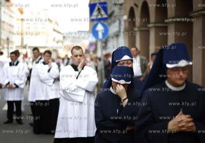 Gdansk. Sw. Bozego Ciala. Nz procesja ulicami starowki.
11.06.2009
fot....