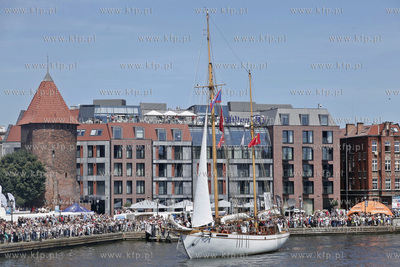 Gdansk. Baltic Sail. Parada Zaglowców na Motlawie....