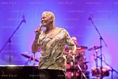 Ladies Jazz Festival. Koncert Dionne Warwick w Hali...
