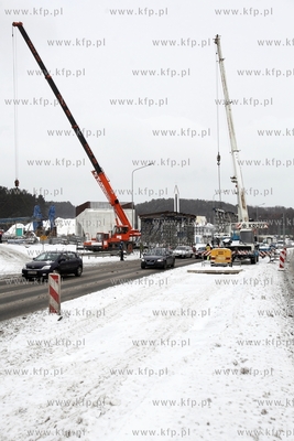Budowa wiaduktu Pomorskiej Kolei Metropolitalnej nad...