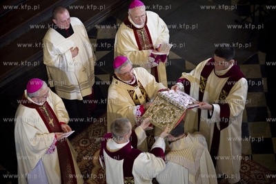 Katedra Oliwska. Uroczystość konsekracji bp. nominata...