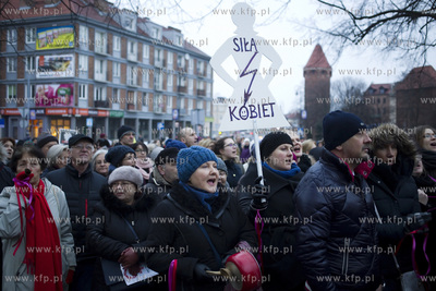 Międzynarodowy Strajk Kobiet. Przemarsz ulicami Gdańska....