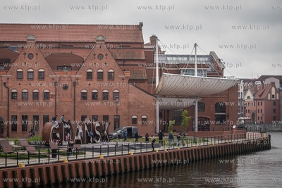 Hiszpańscy turyści w Gdańsku. 26.05.2020 / fot....