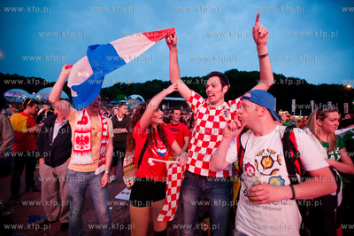 Gdansk. Fanzone - Strefa Kibica na Placu Zebran Ludowych....