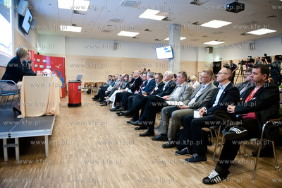 Gdansk. Stadion PGE Arena. Konferencja wladz miasta...