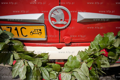 Gdynia. Udostepniony do ogladania, zabytkowy trolejbus...