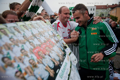 Gdansk. Scena na Targu Weglowym. Prezentacja druzyny...