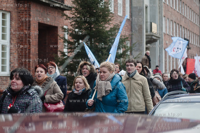 Gdansk. Protest zwiazkow zawodowych Szpitala Specjalistycznego...