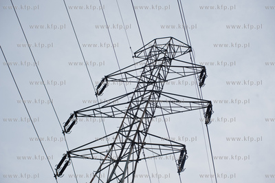 Gdansk. Chelm. Siec wyokiego napiecia. 13.06.2013 fot....