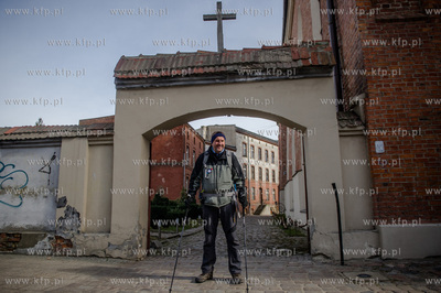 Gdansk. Podroznik Marek Kaminski startuje do kolejnego...