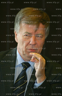 Profesor Jan Miodek, znany jezykoznawca wyglosil w...